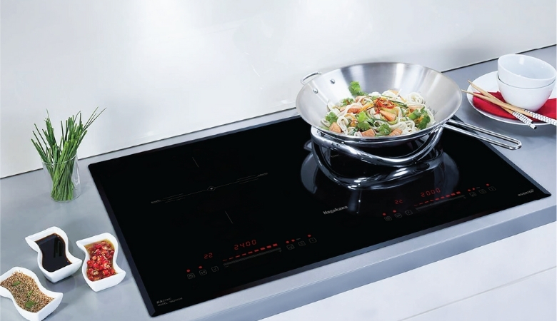 Bếp từ thương hiệu Nagakawa