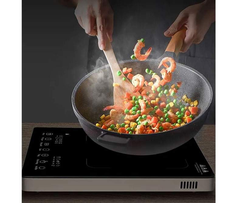 Bếp hồng ngoại cần sử dụng cẩn thận với mặt kính